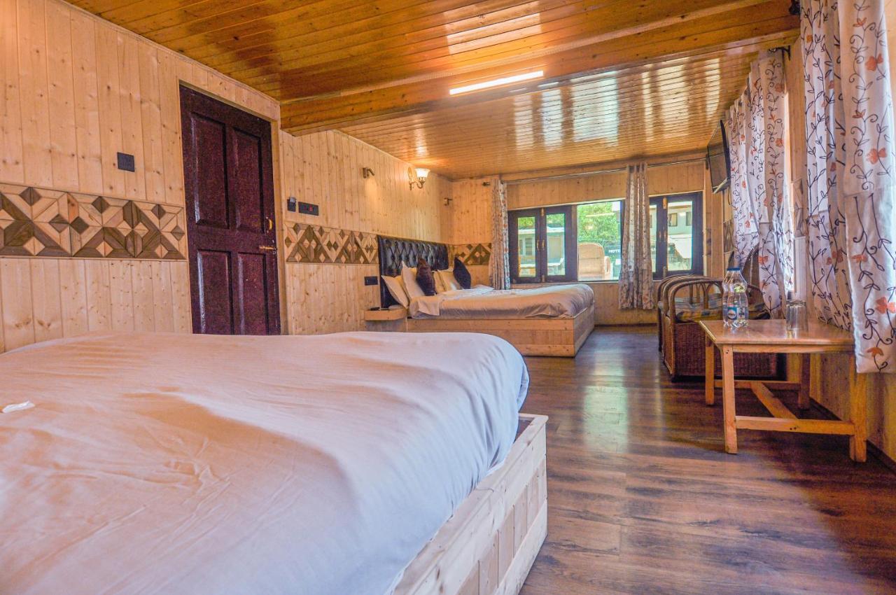 Kashmir House Pahalgam Hotel Kültér fotó